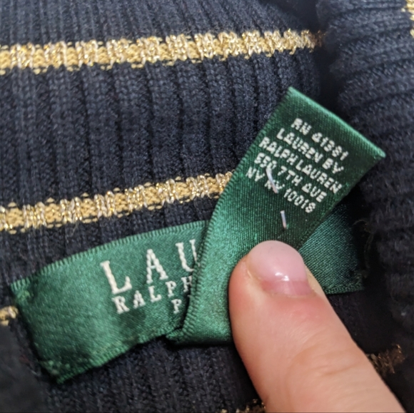 Lauren Ralph Lauren Petite Women's Striped Turtleneck Sweater 🧶 - Picture 4 of 9